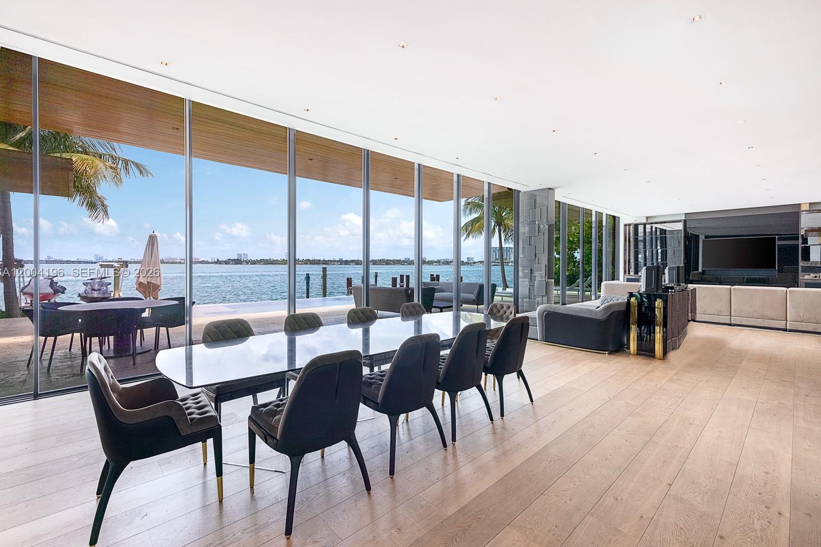 825 E Dilido Dr Miami Beach, FL 33139