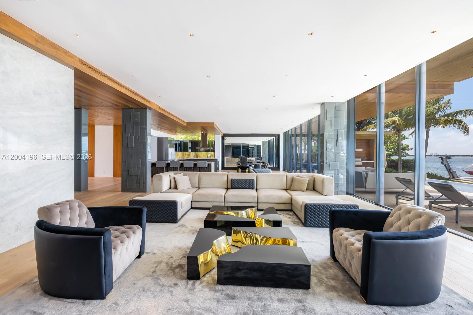 825 E Dilido Dr Miami Beach, FL 33139