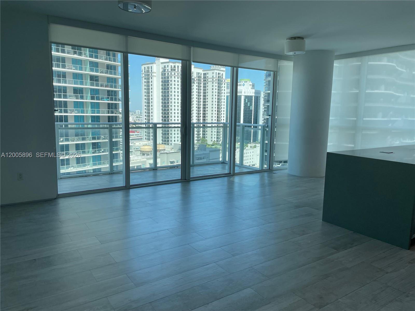 1080 Brickell Ave #2209 Miami, FL 33131