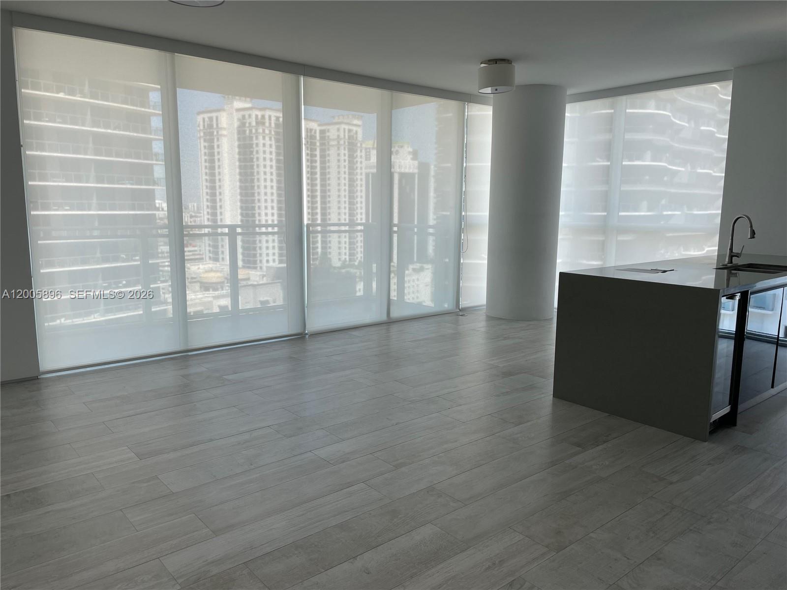 1080 Brickell Ave #2209 Miami, FL 33131