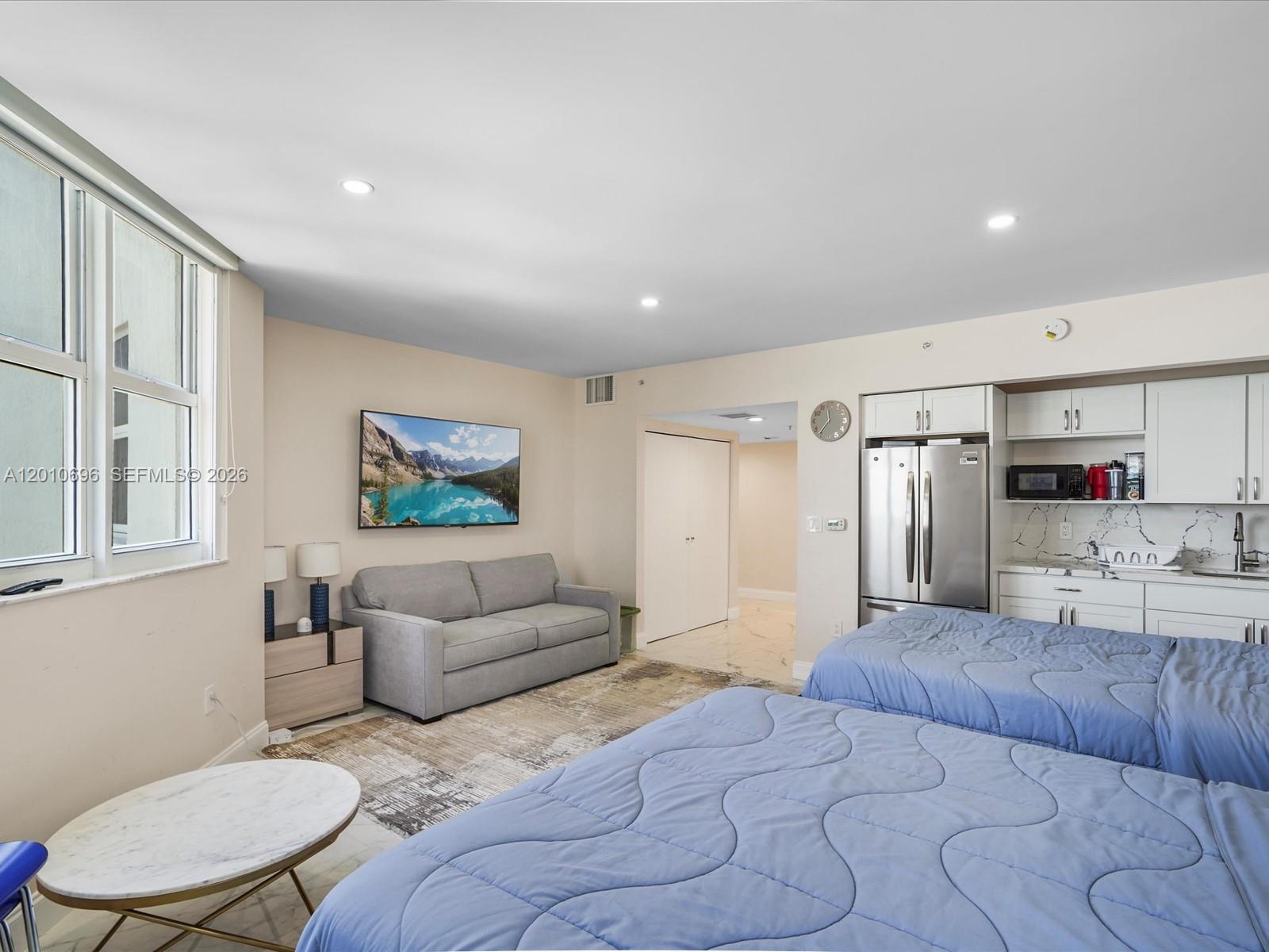 17375 Collins Ave #1508 Sunny Isles Beach, FL 33160