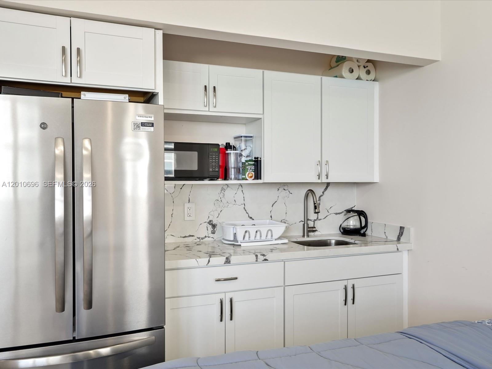 17375 Collins Ave #1508 Sunny Isles Beach, FL 33160