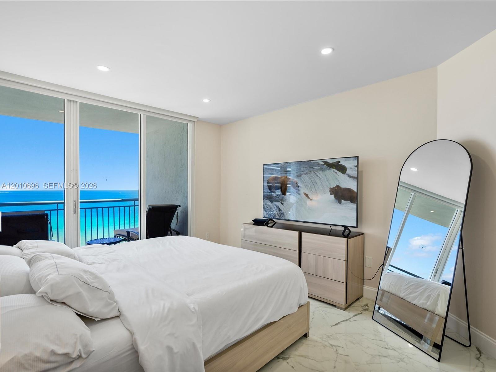 17375 Collins Ave #1508 Sunny Isles Beach, FL 33160