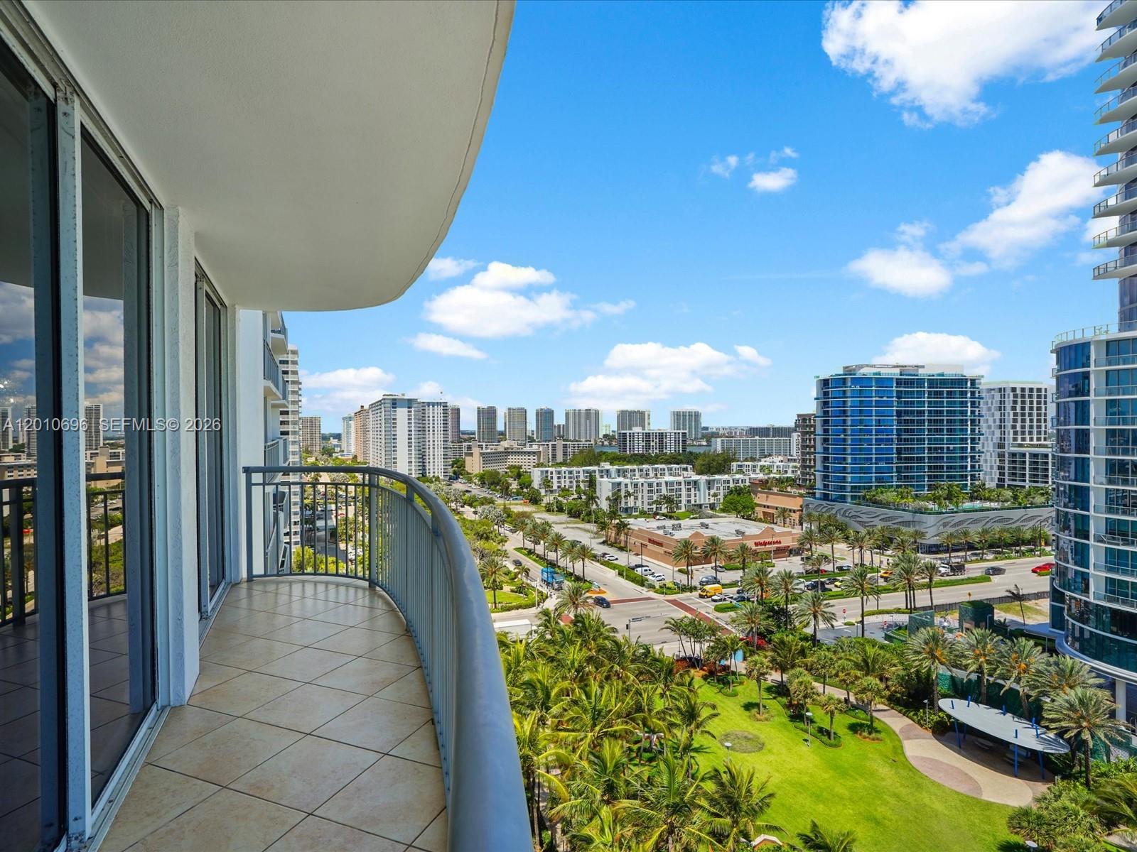 17375 Collins Ave #1508 Sunny Isles Beach, FL 33160
