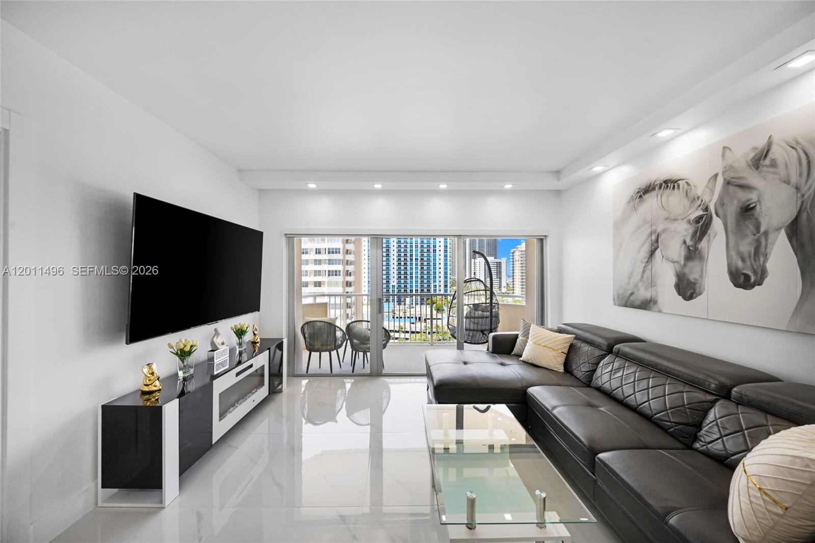 1985 S Ocean Dr #10B Hallandale Beach, FL 33009