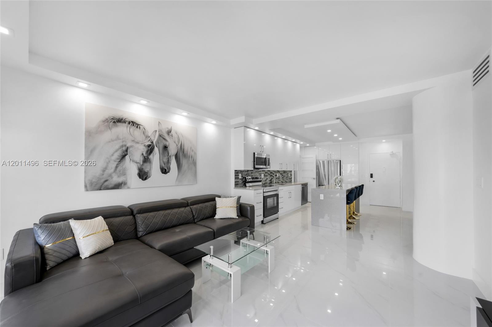 1985 S Ocean Dr #10B Hallandale Beach, FL 33009