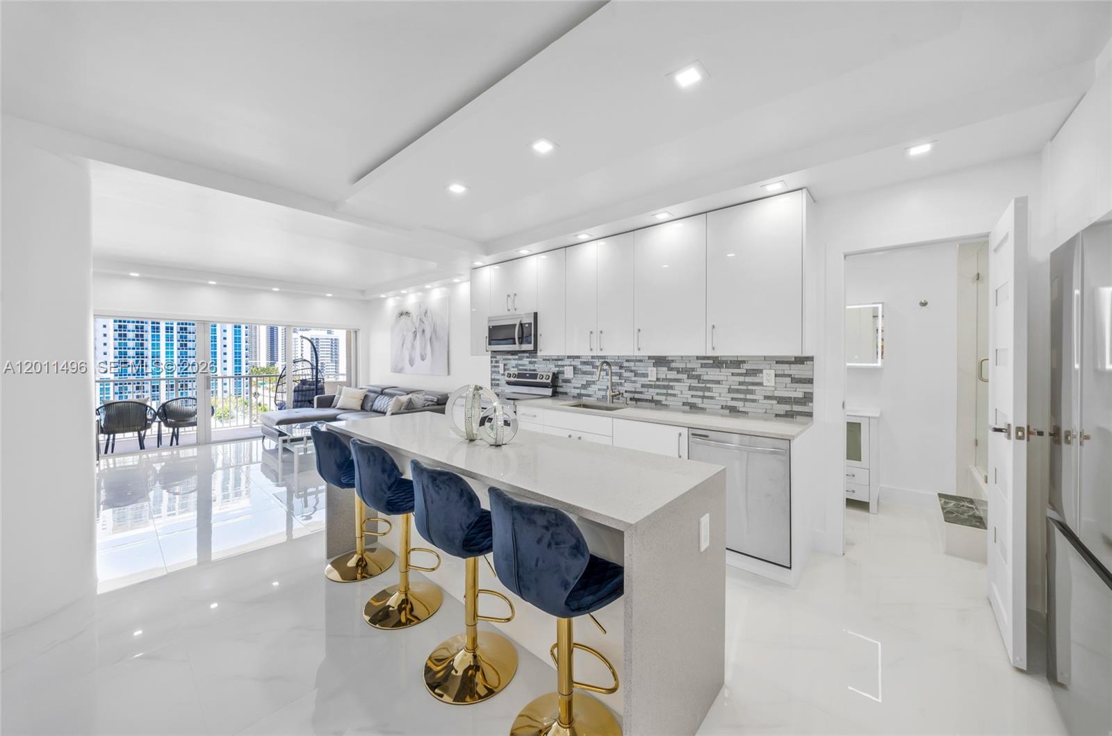 1985 S Ocean Dr #10B Hallandale Beach, FL 33009