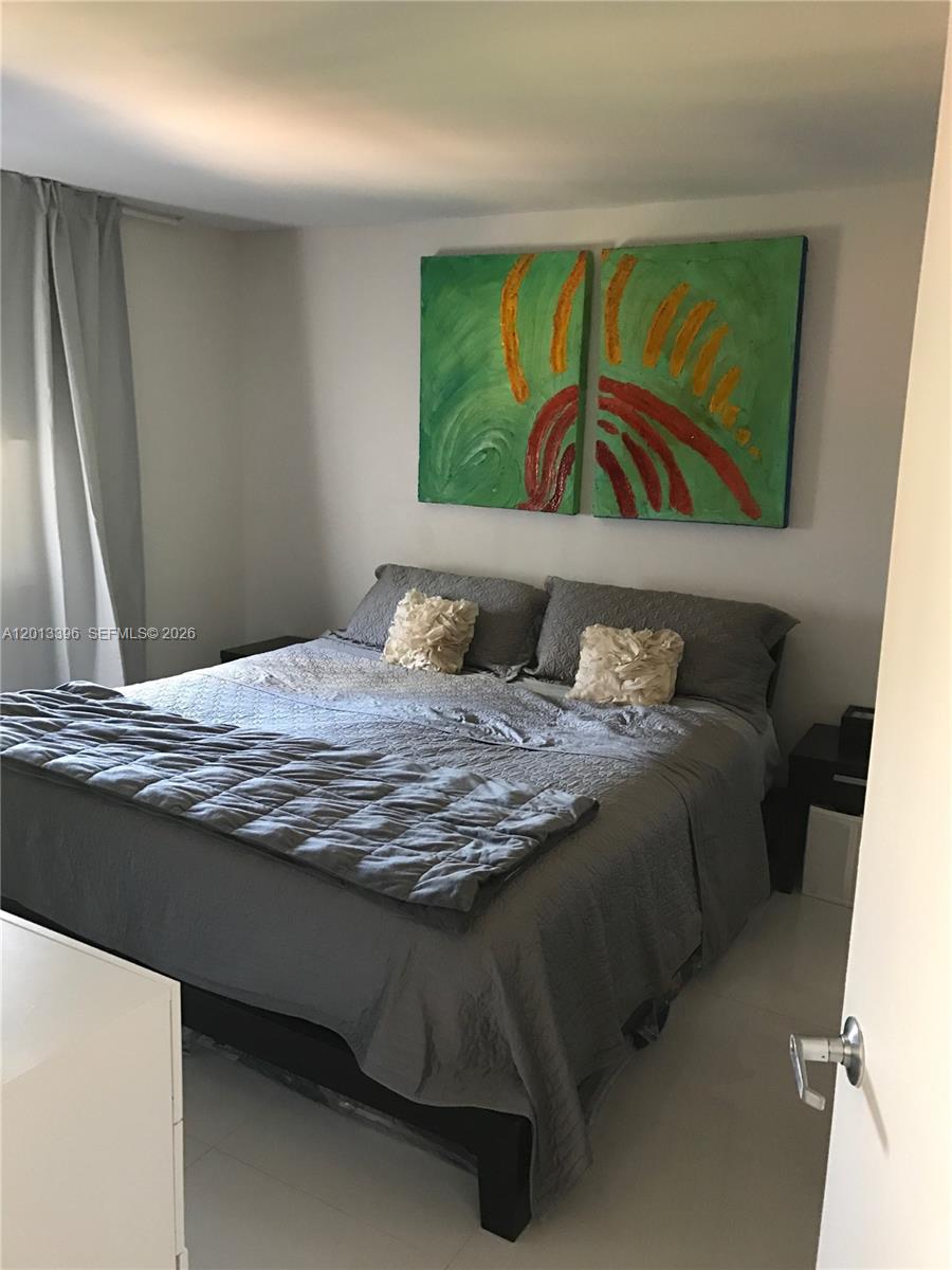 1401 Bay Rd #513 Miami Beach, FL 33139