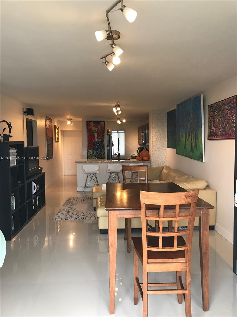 1401 Bay Rd #513 Miami Beach, FL 33139