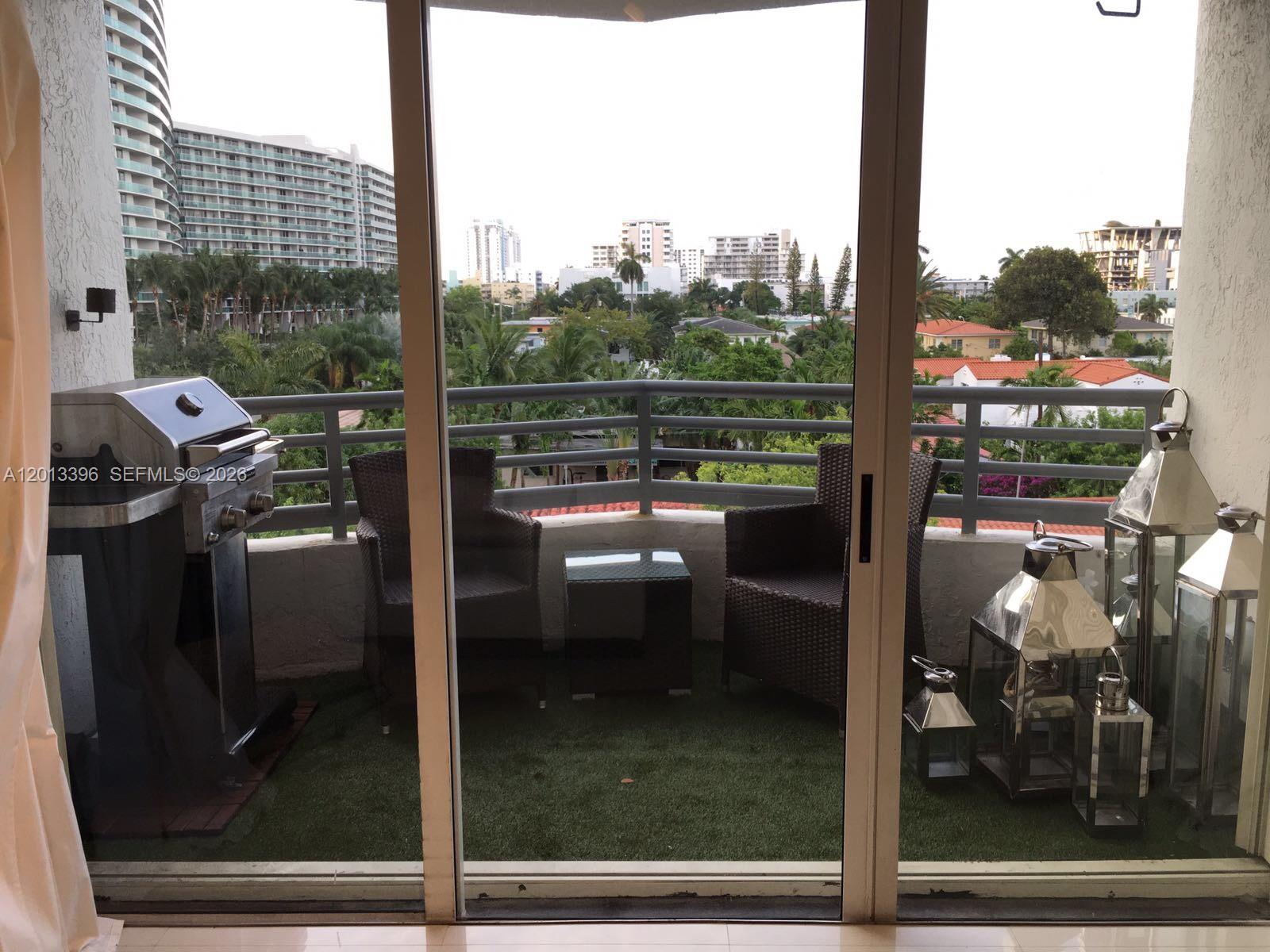 1401 Bay Rd #513 Miami Beach, FL 33139