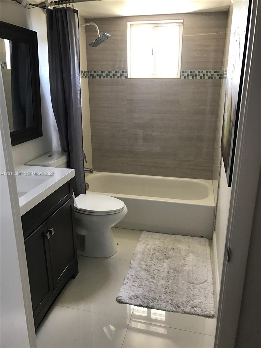 1401 Bay Rd #513 Miami Beach, FL 33139
