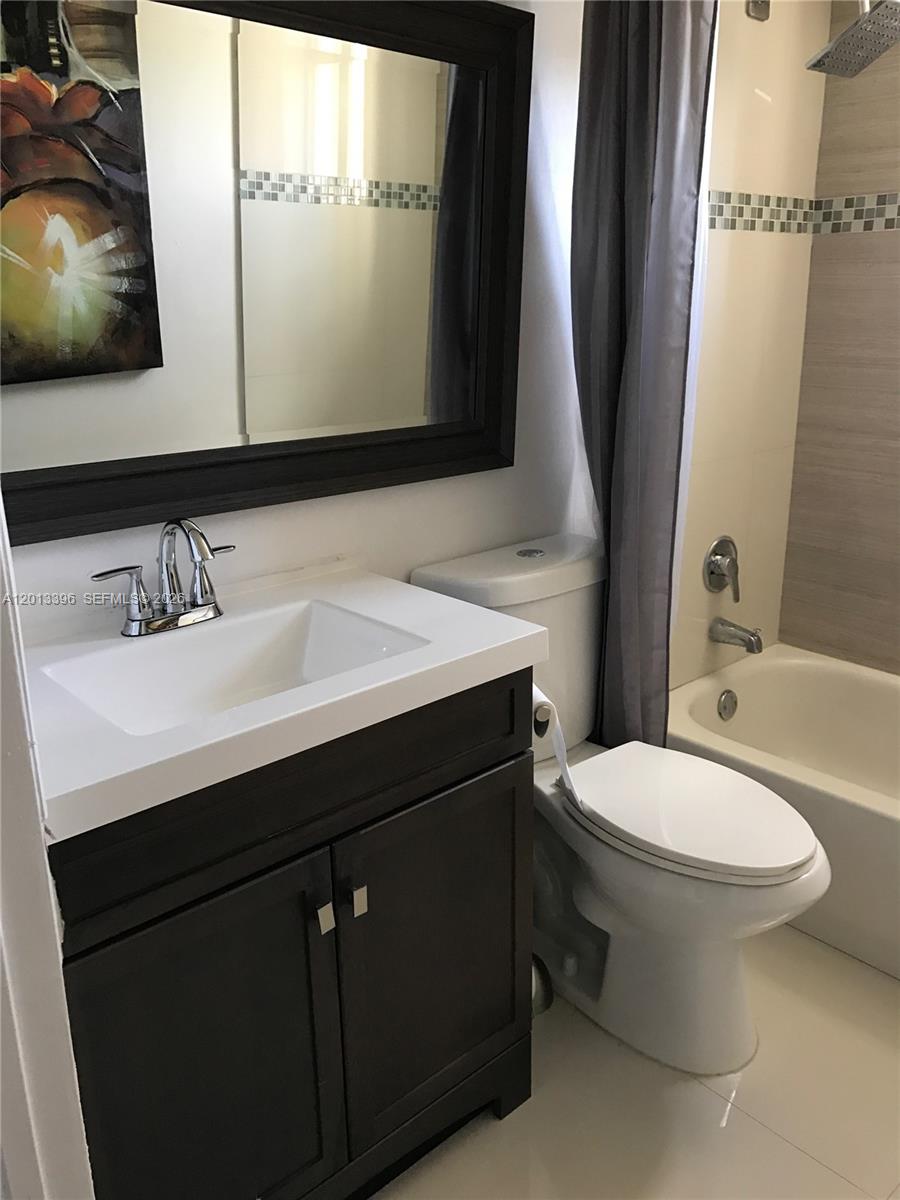 1401 Bay Rd #513 Miami Beach, FL 33139