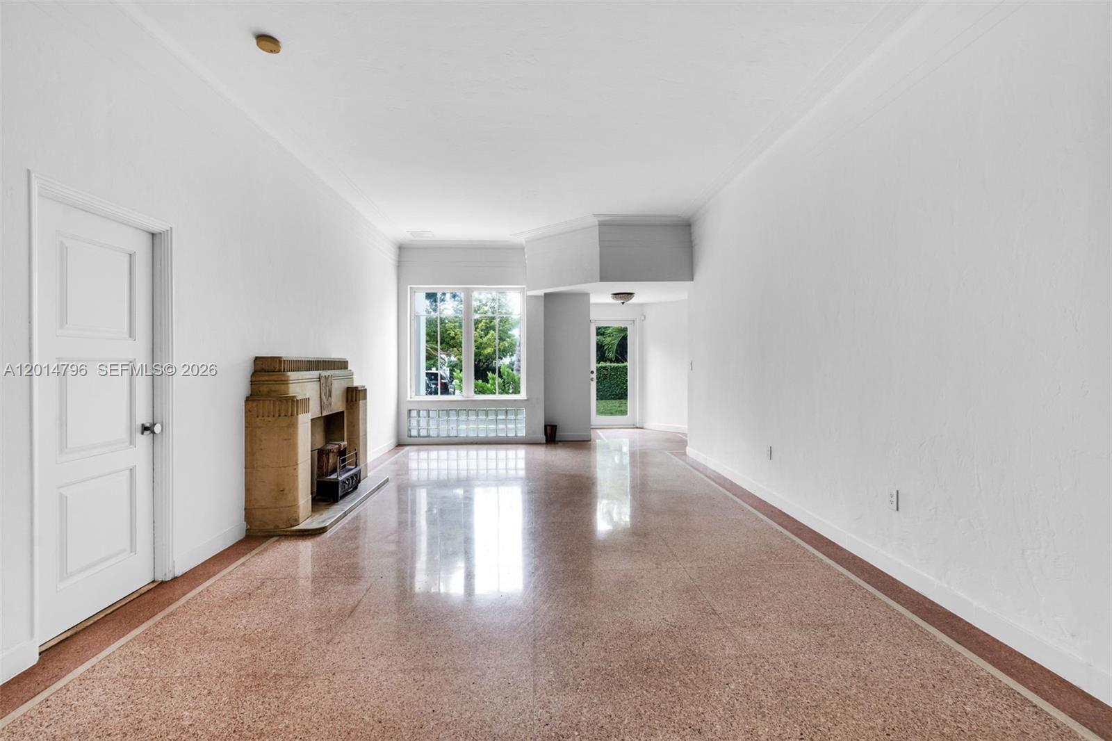 1232 Lenox Ave Miami Beach, FL 33139