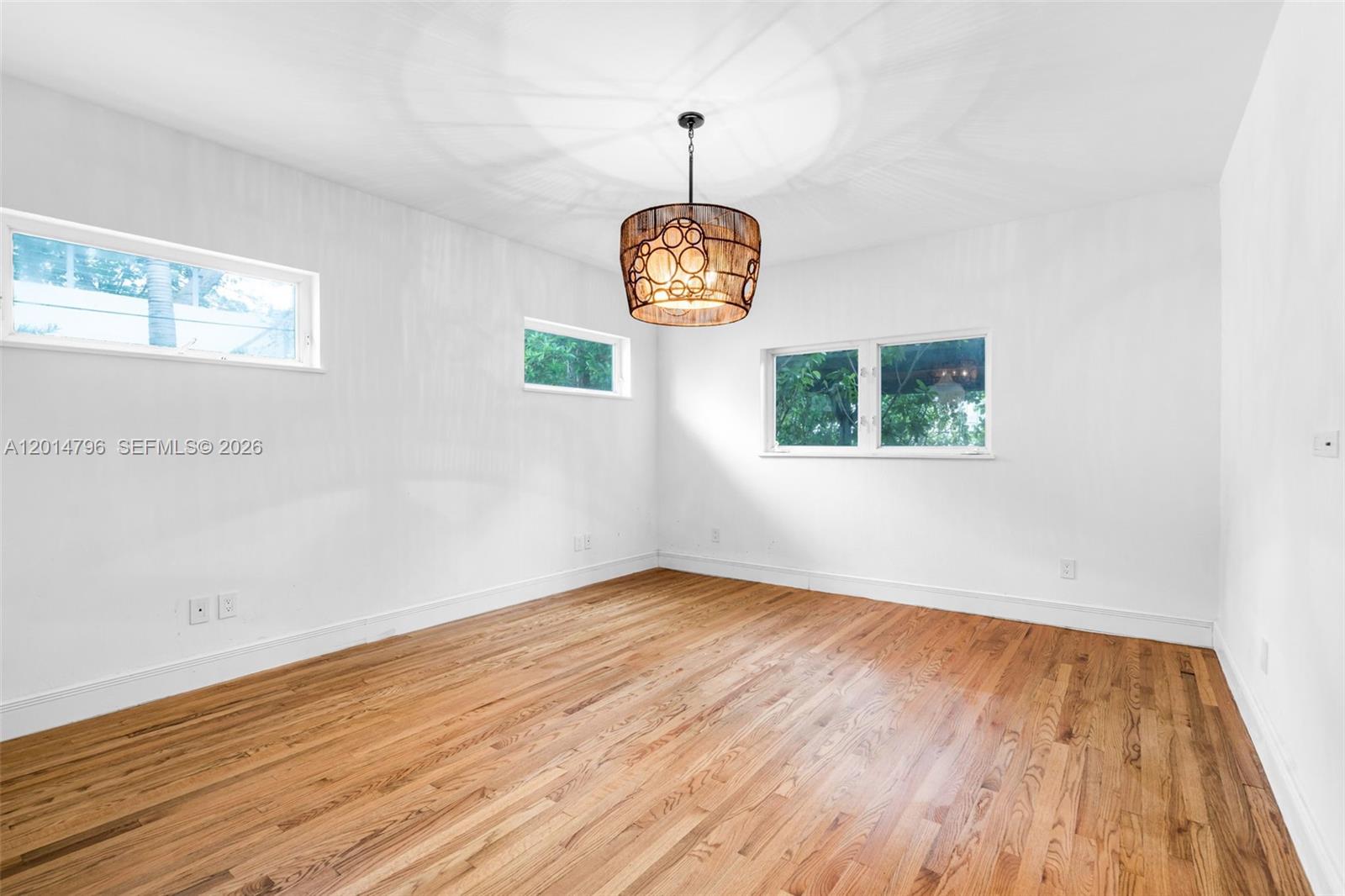 1232 Lenox Ave Miami Beach, FL 33139