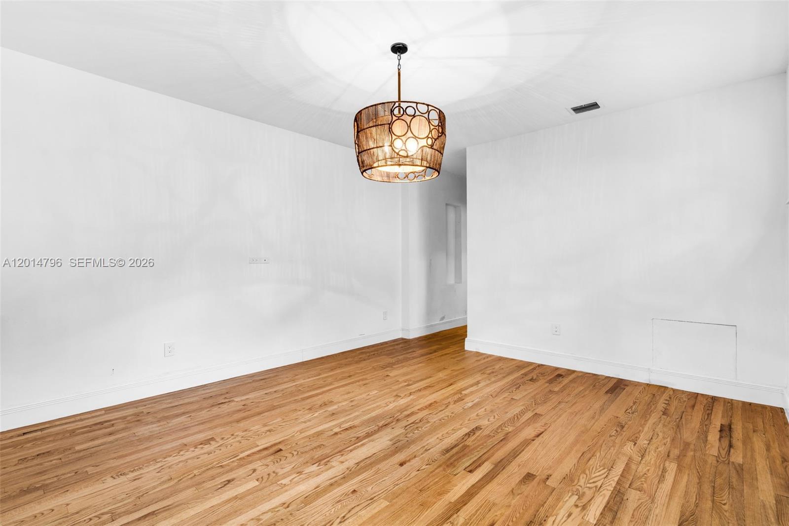 1232 Lenox Ave Miami Beach, FL 33139