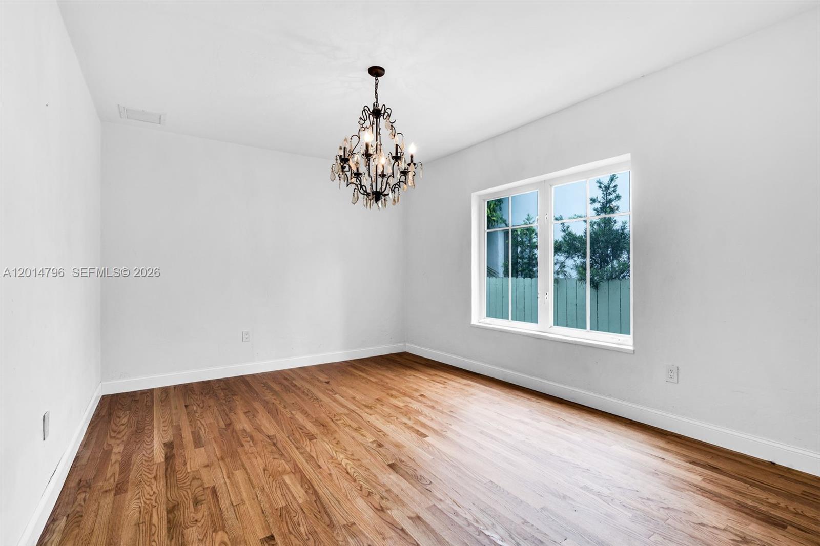 1232 Lenox Ave Miami Beach, FL 33139