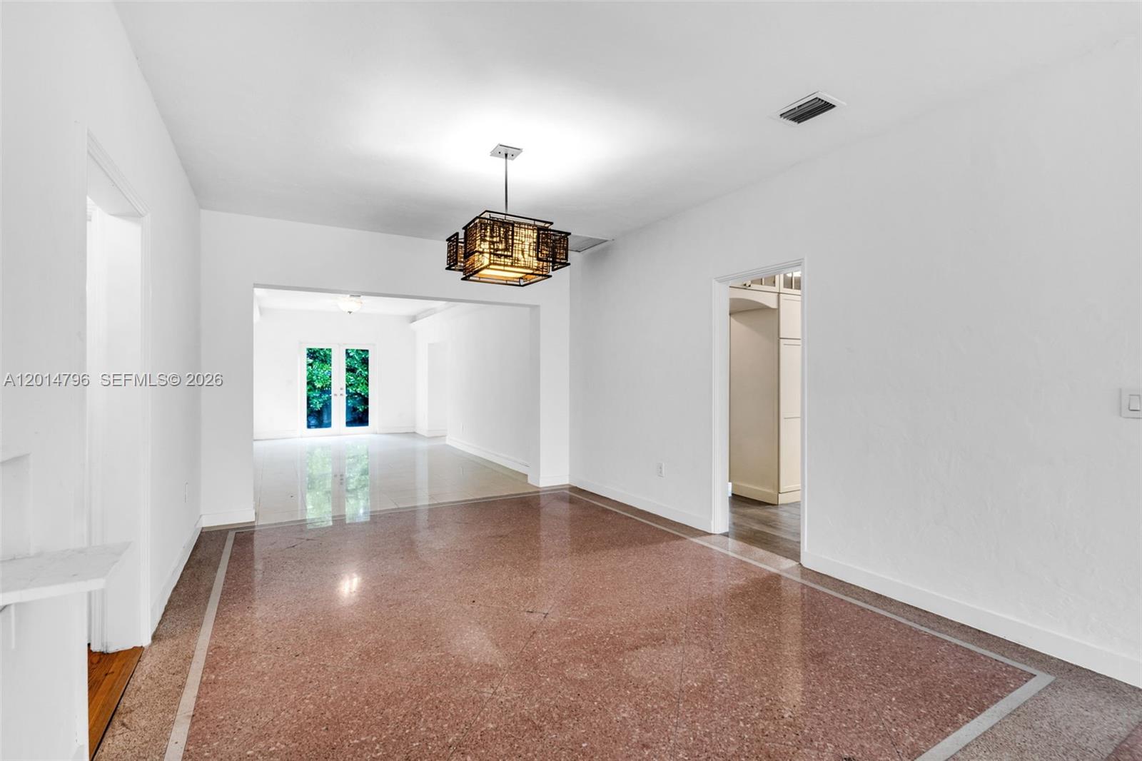 1232 Lenox Ave Miami Beach, FL 33139