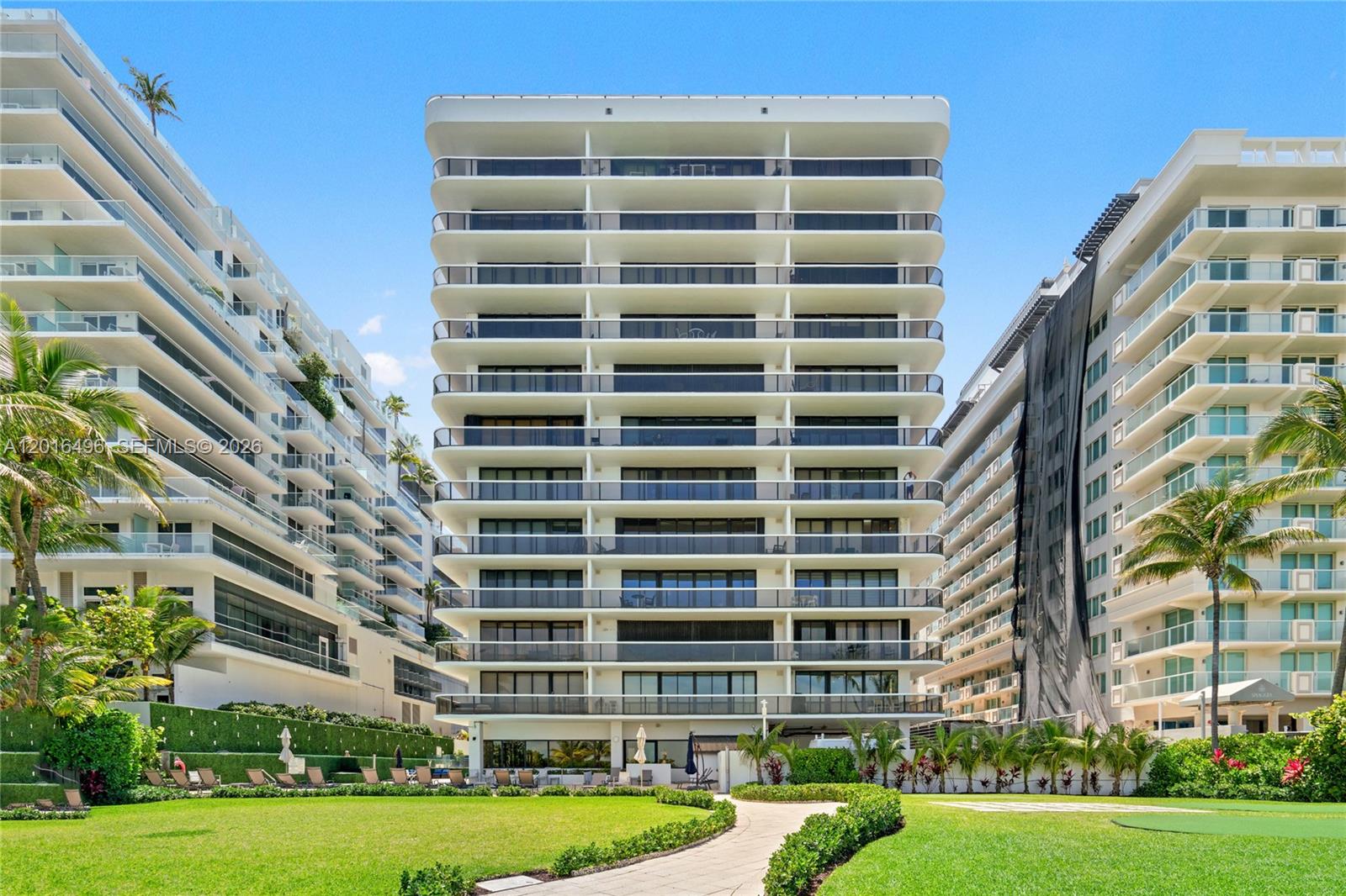 9455 Collins Ave #310