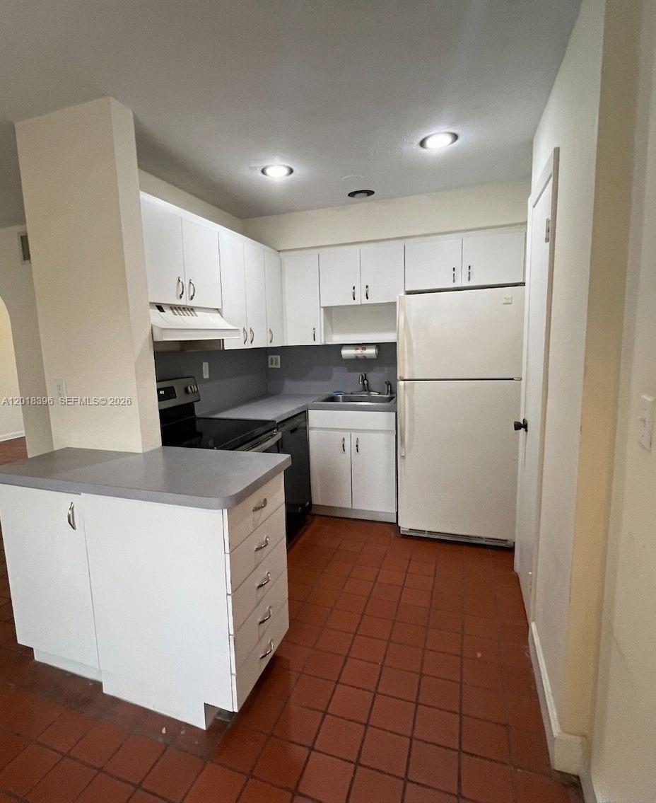 8701 SW 141st St #B4 Palmetto Bay, FL 33176