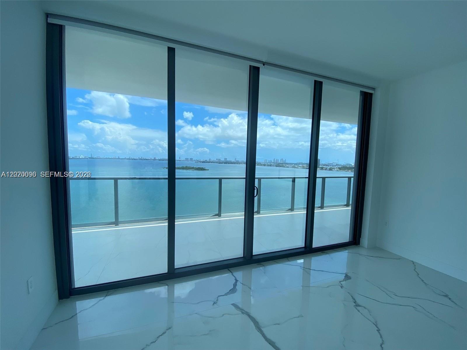 image Elysee Miami24