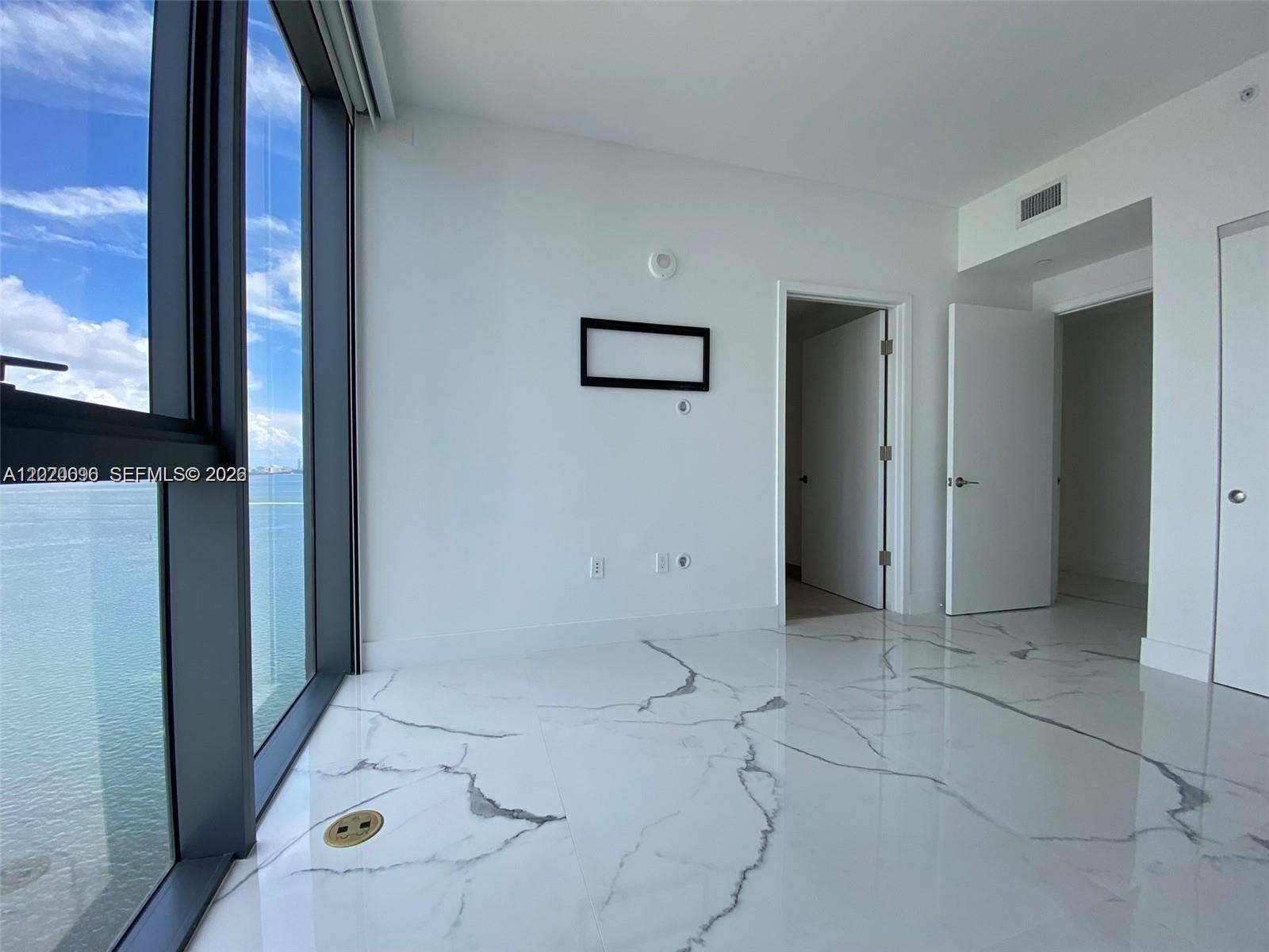 image Elysee Miami48