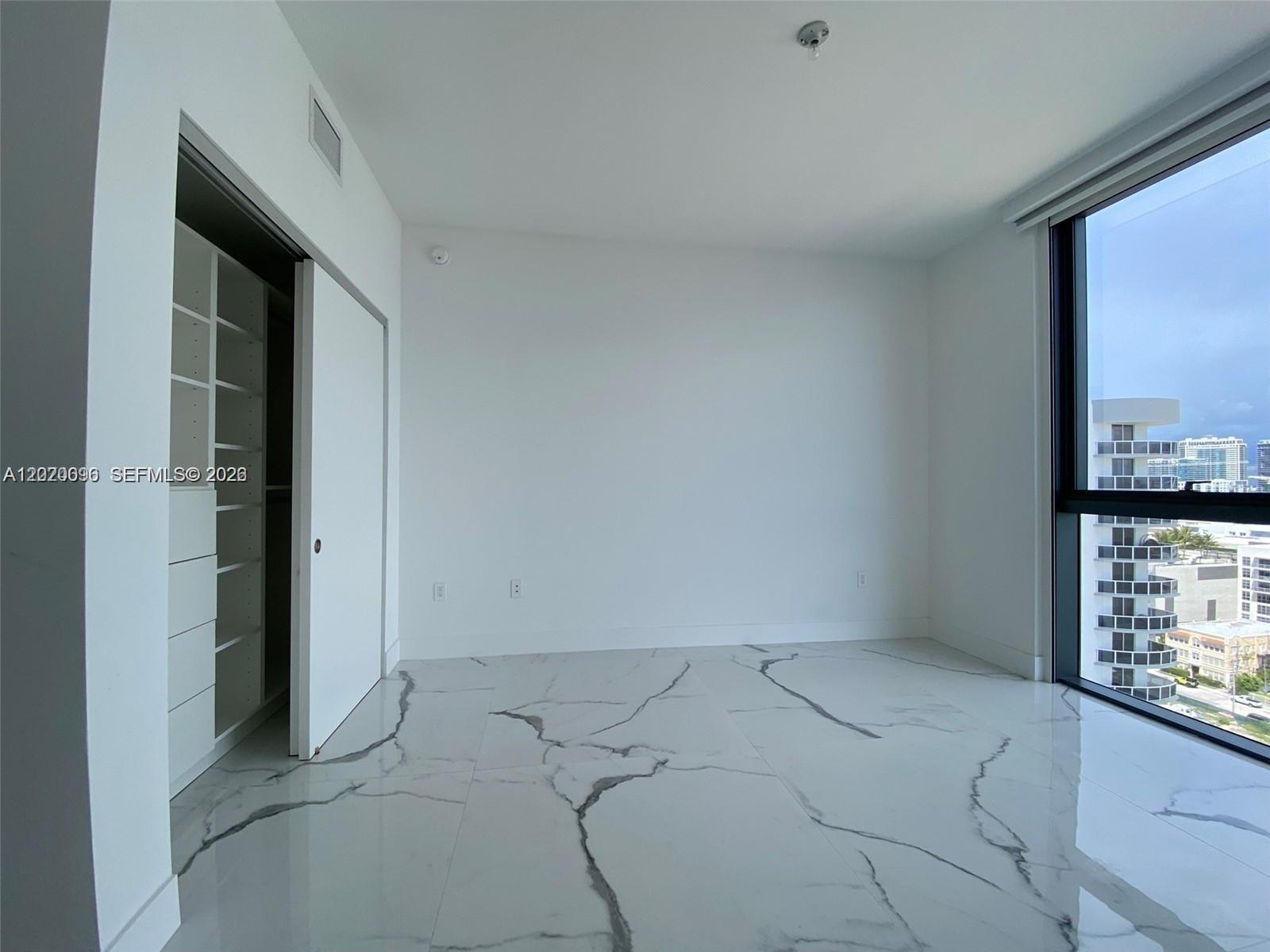 image Elysee Miami51