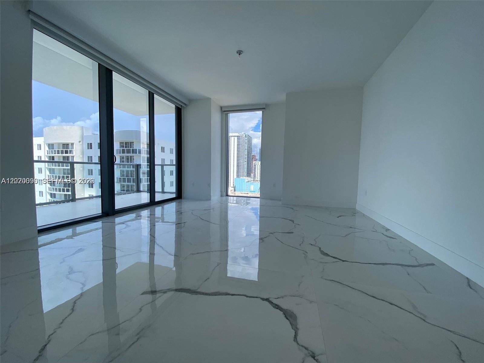 image Elysee Miami57