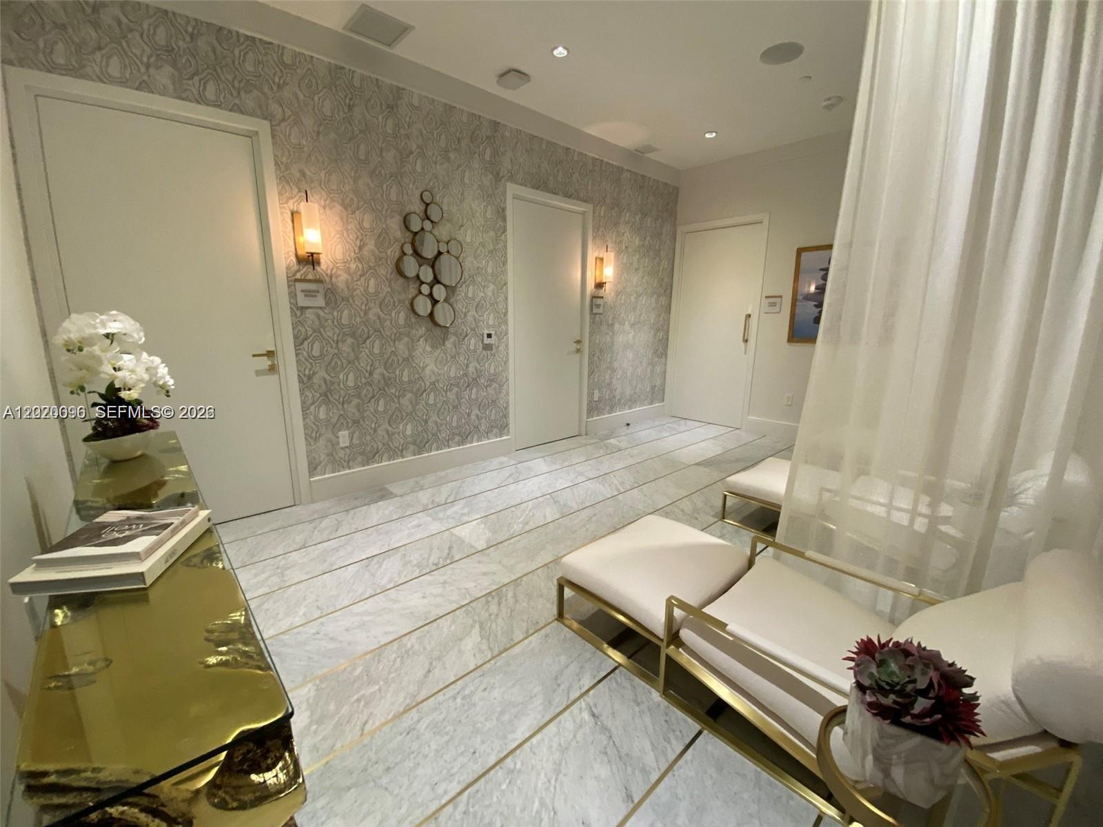 image Elysee Miami81