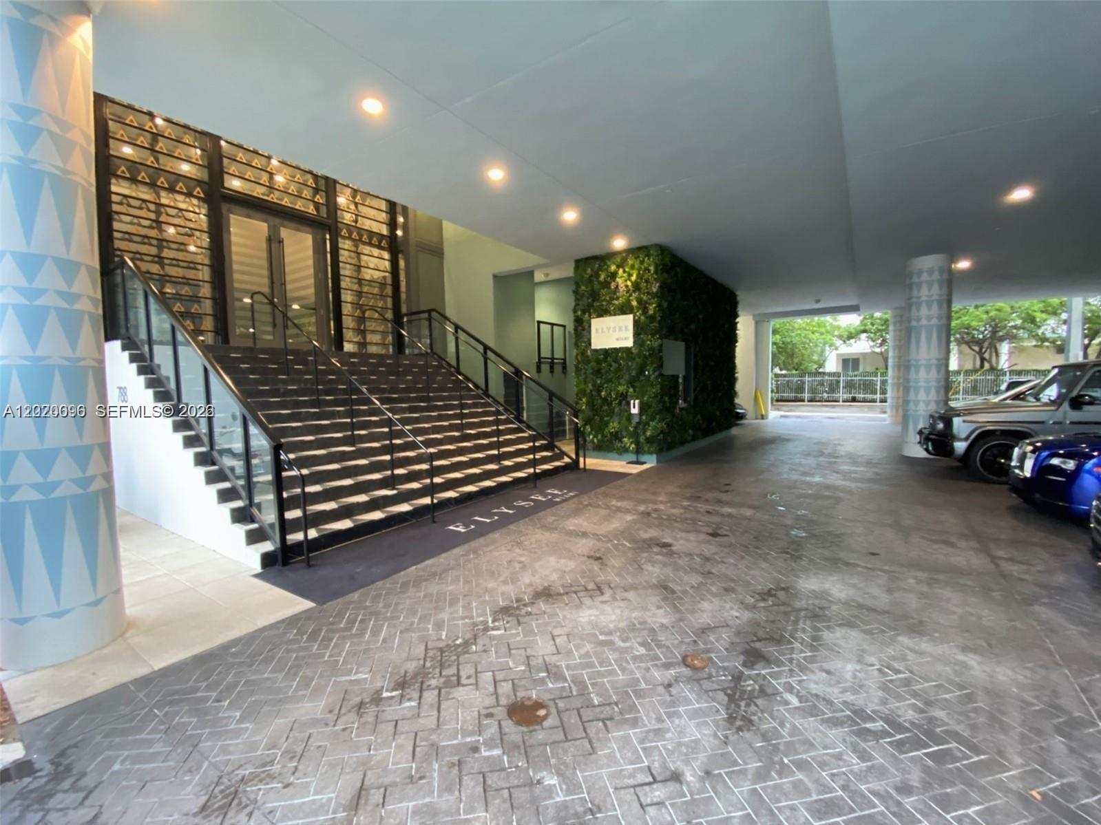 image Elysee Miami83