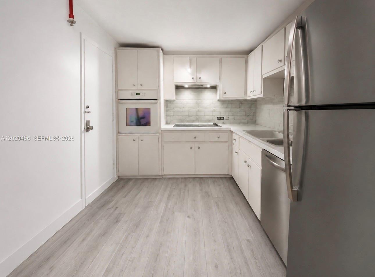 400 Kings Pt Dr #811