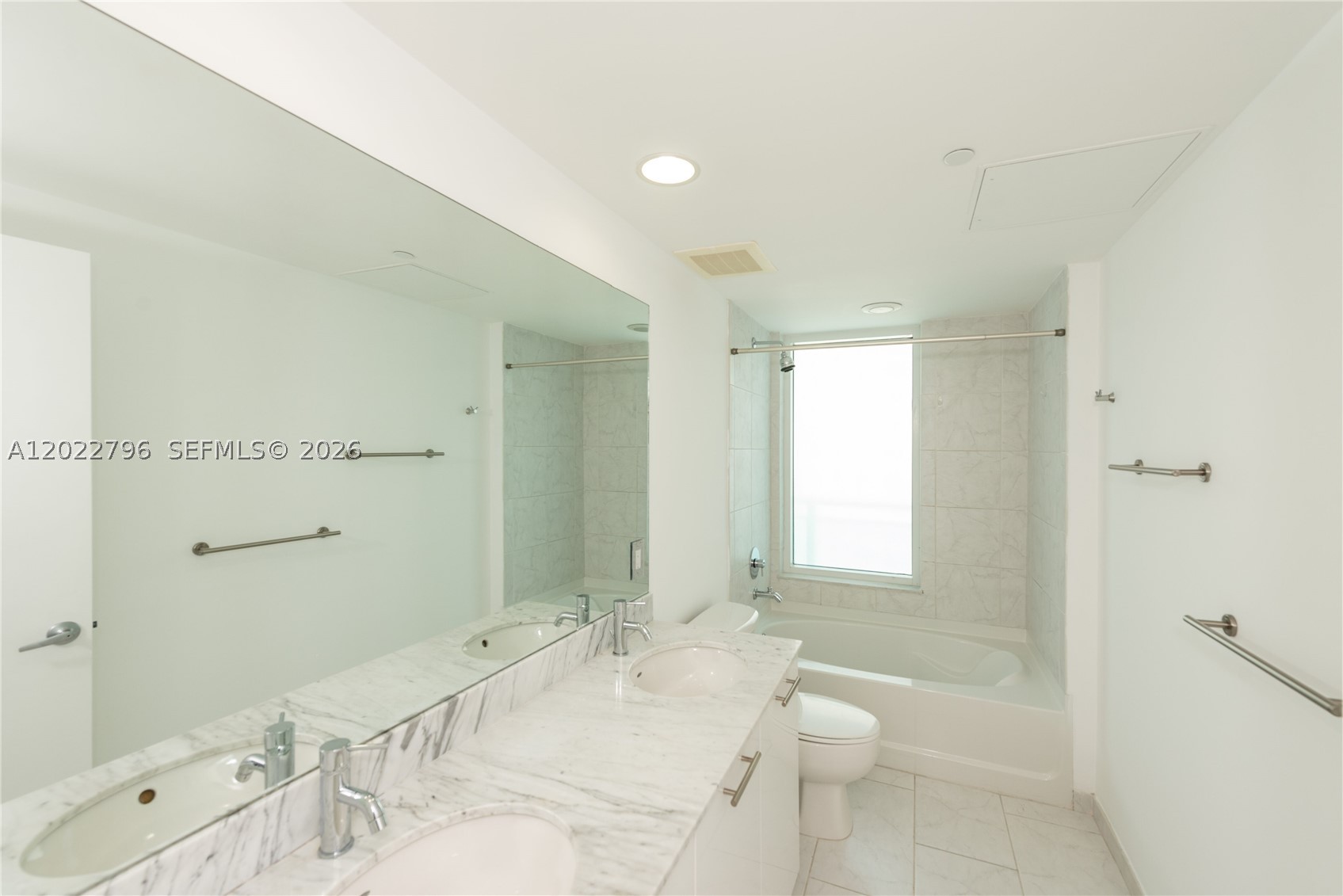 image The Plaza on Brickell West15