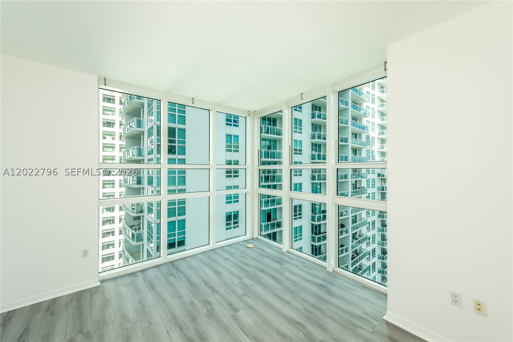 image The Plaza on Brickell West7