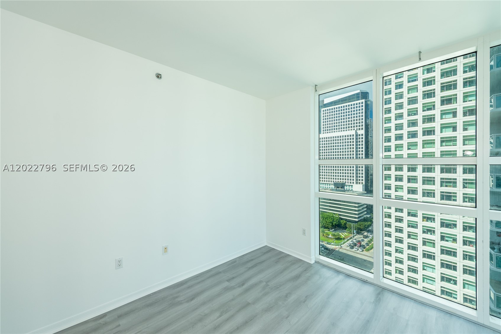 image The Plaza on Brickell West8