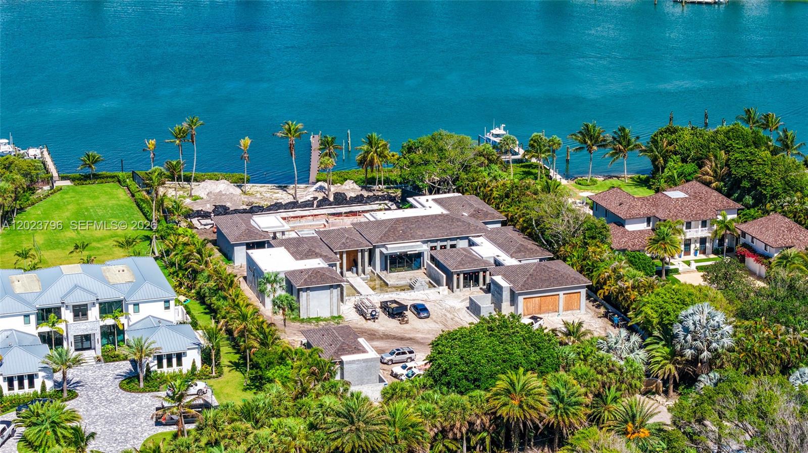 508 S Beach Rd Jupiter Island, FL 33455