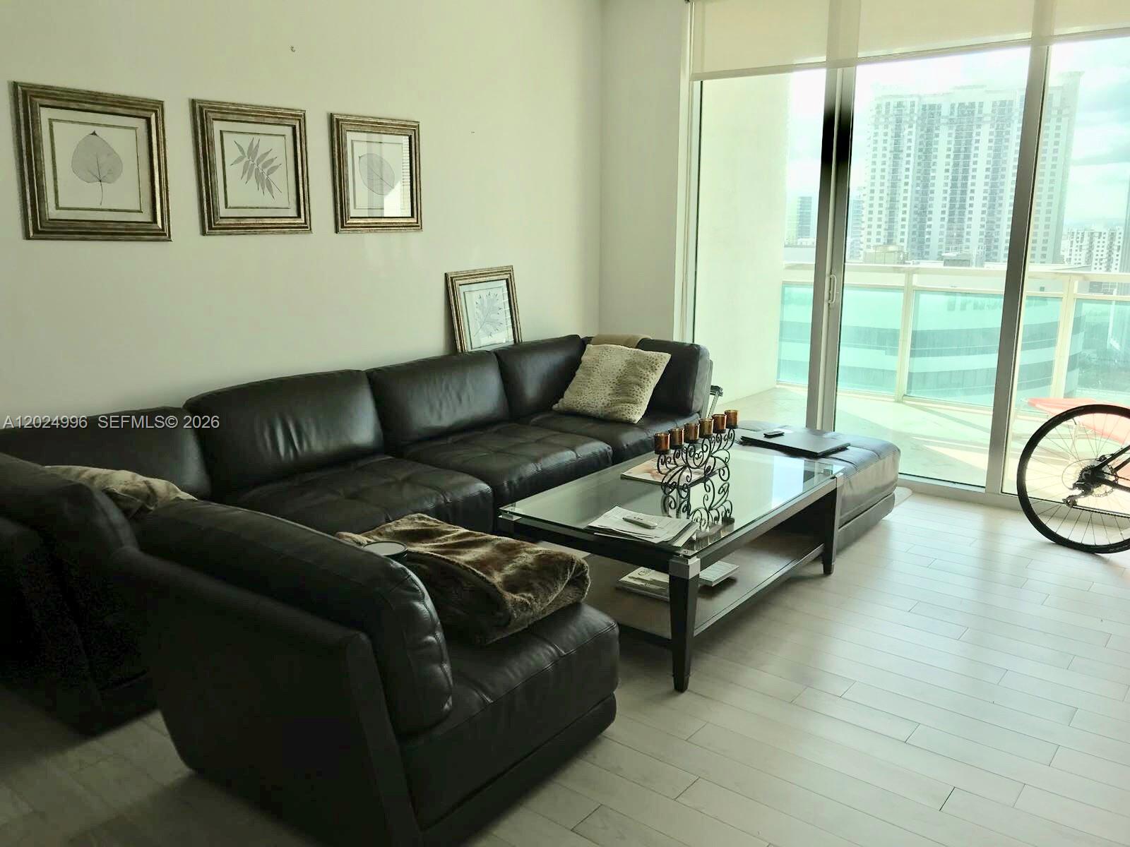 image The Plaza on Brickell East3