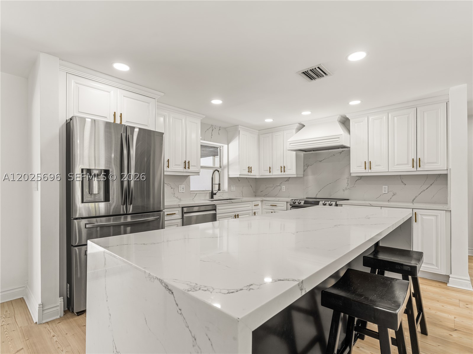 1701 SW 3rd Ave Pompano Beach, FL 33060