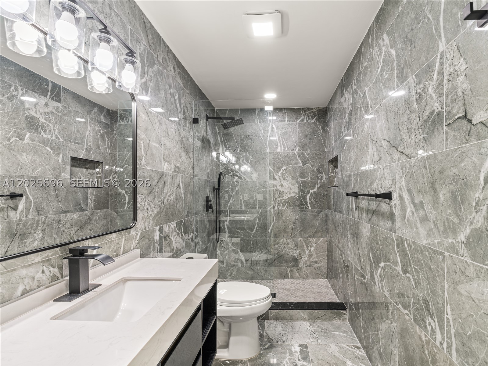 1701 SW 3rd Ave Pompano Beach, FL 33060