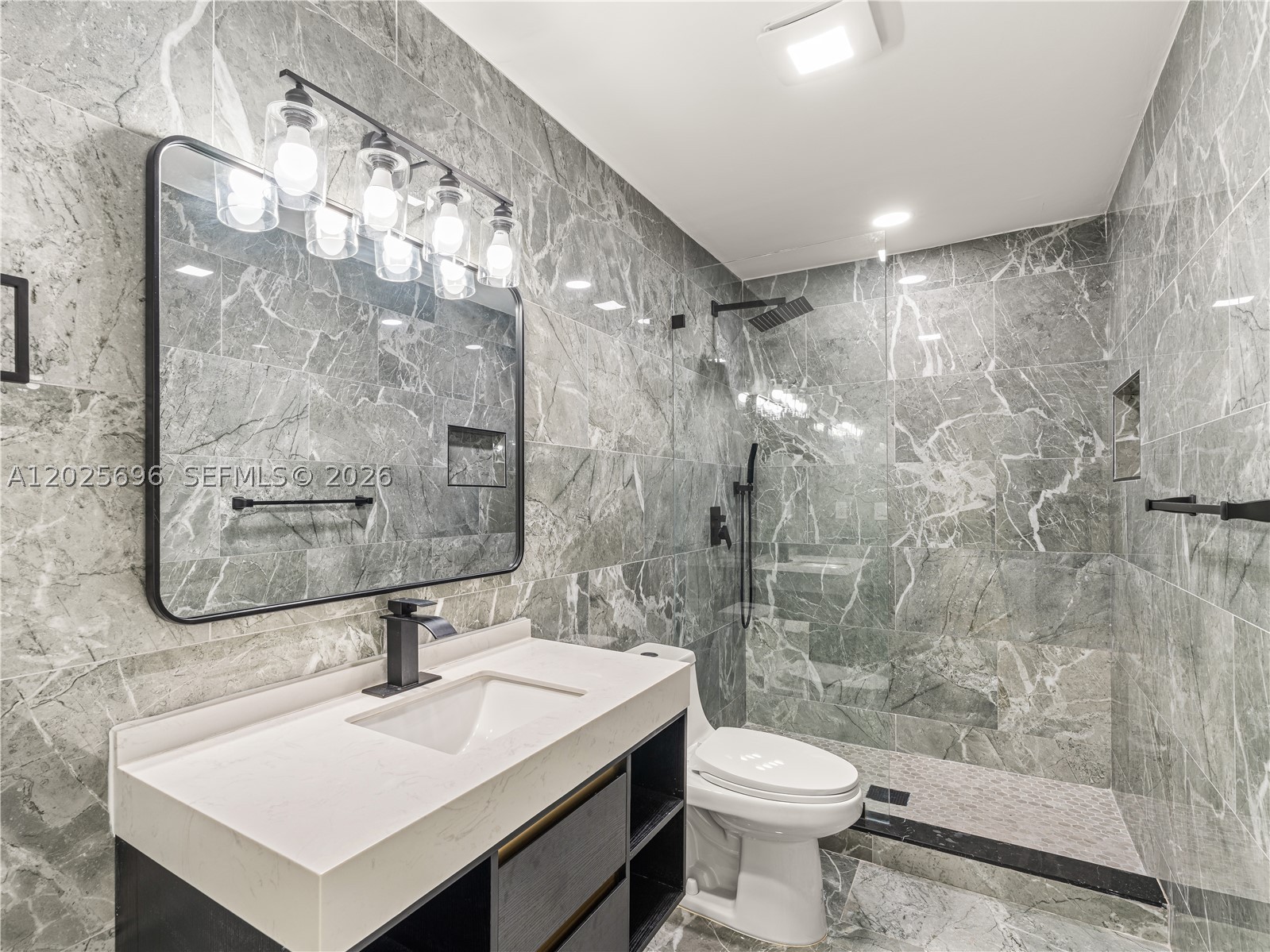 1701 SW 3rd Ave Pompano Beach, FL 33060