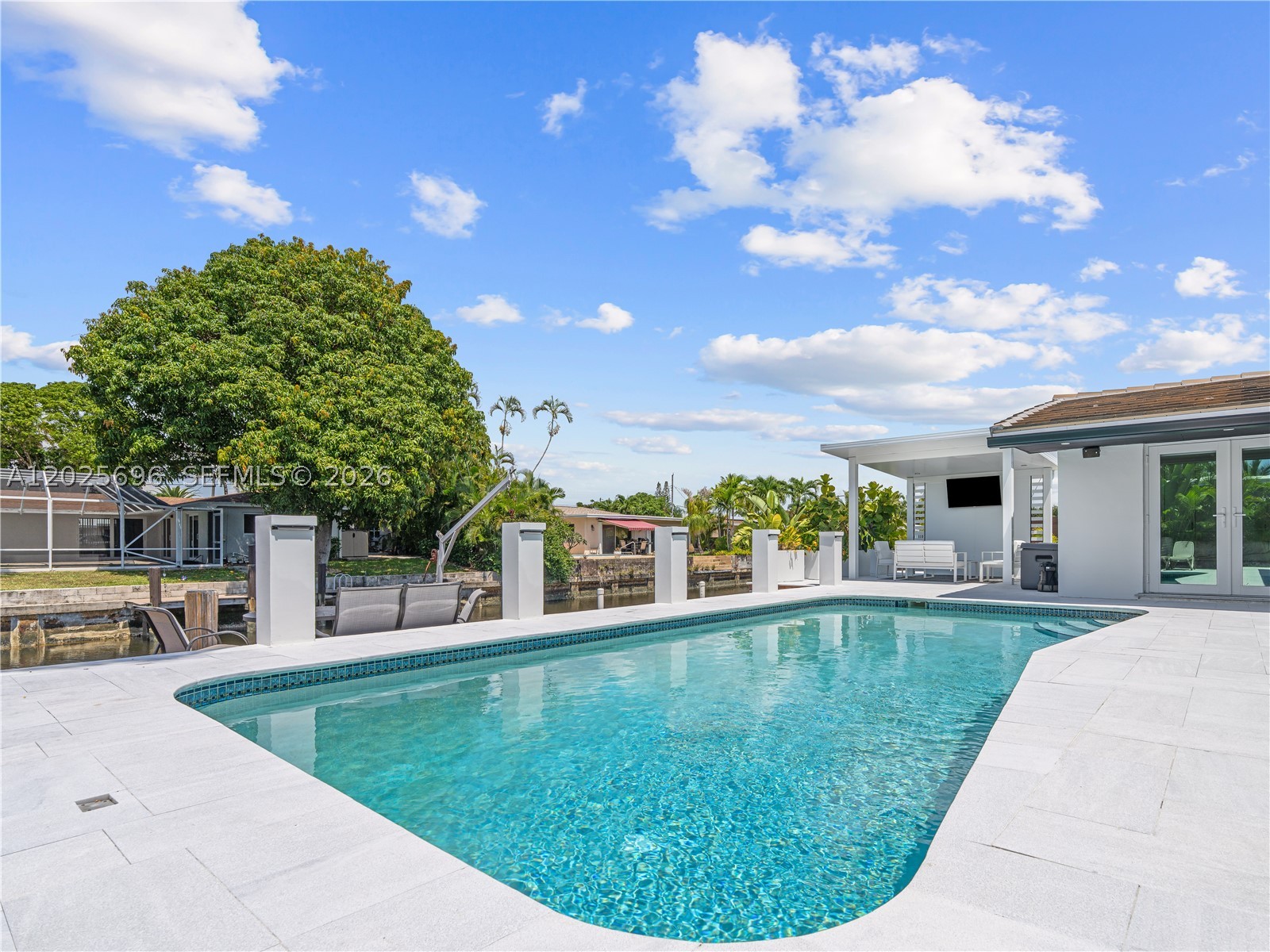1701 SW 3rd Ave Pompano Beach, FL 33060