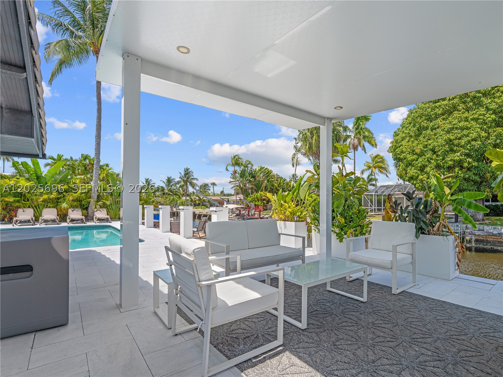 1701 SW 3rd Ave Pompano Beach, FL 33060
