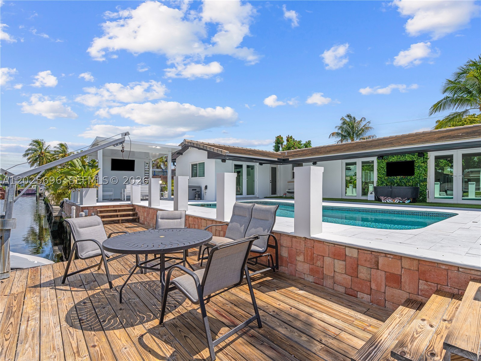 1701 SW 3rd Ave Pompano Beach, FL 33060