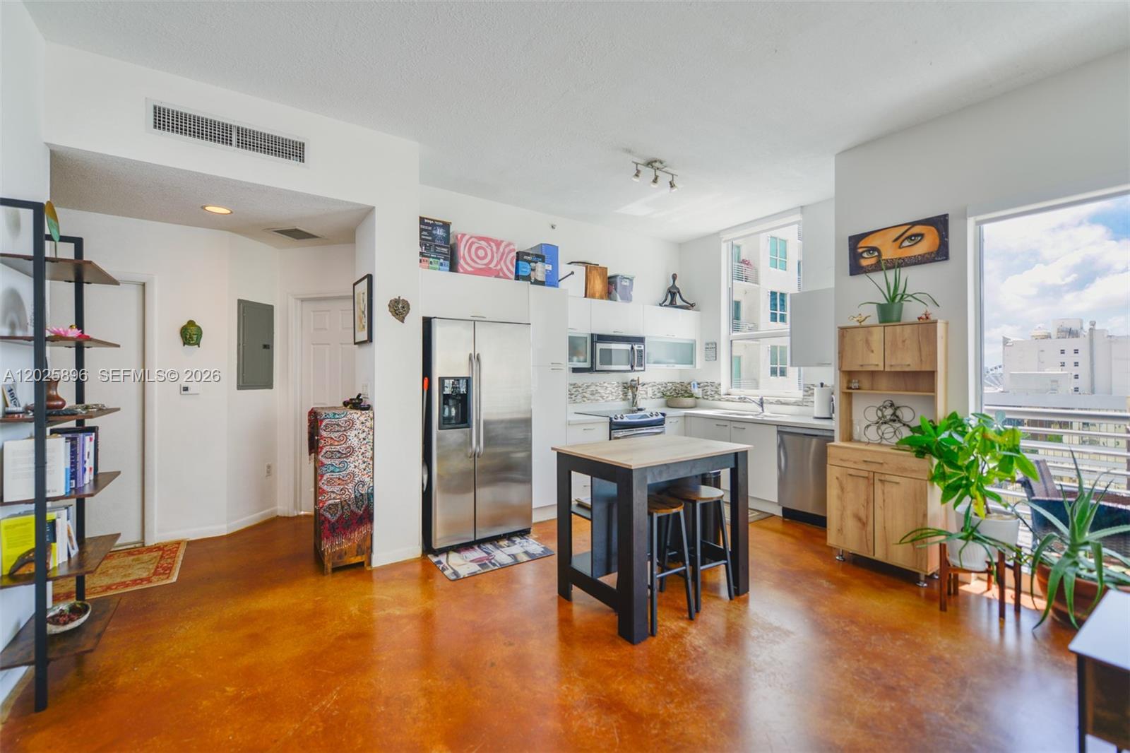 image The Loft 215