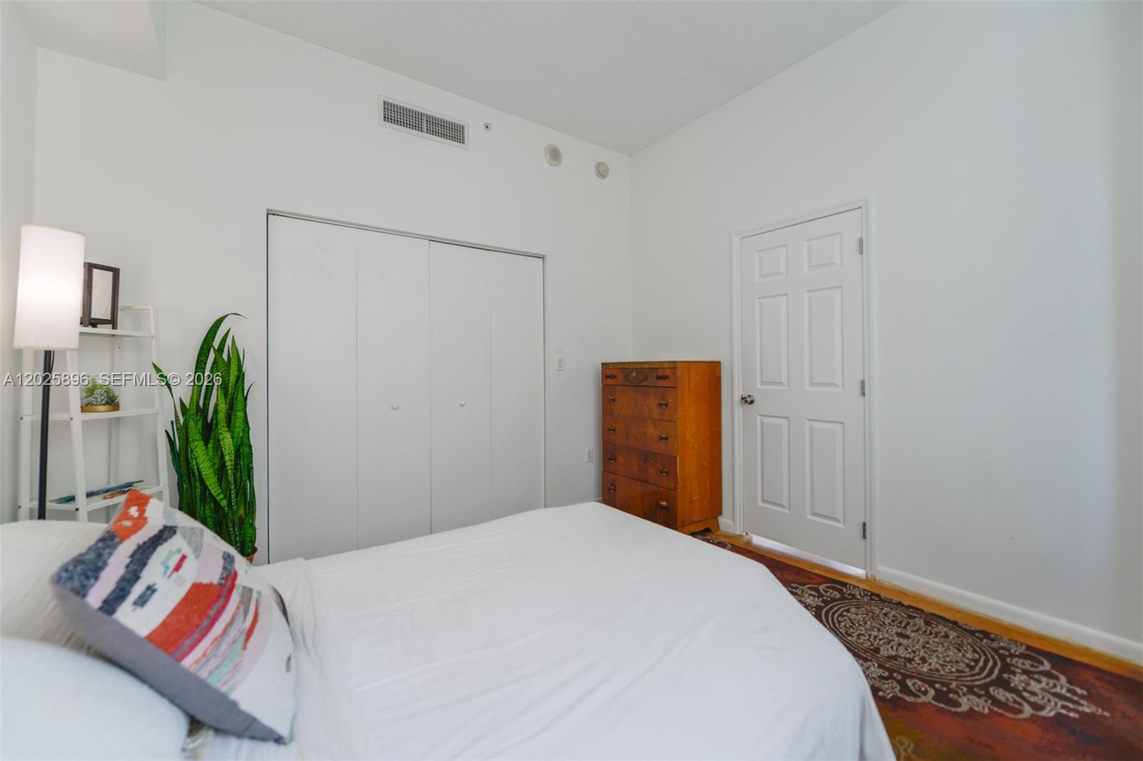 image The Loft 225