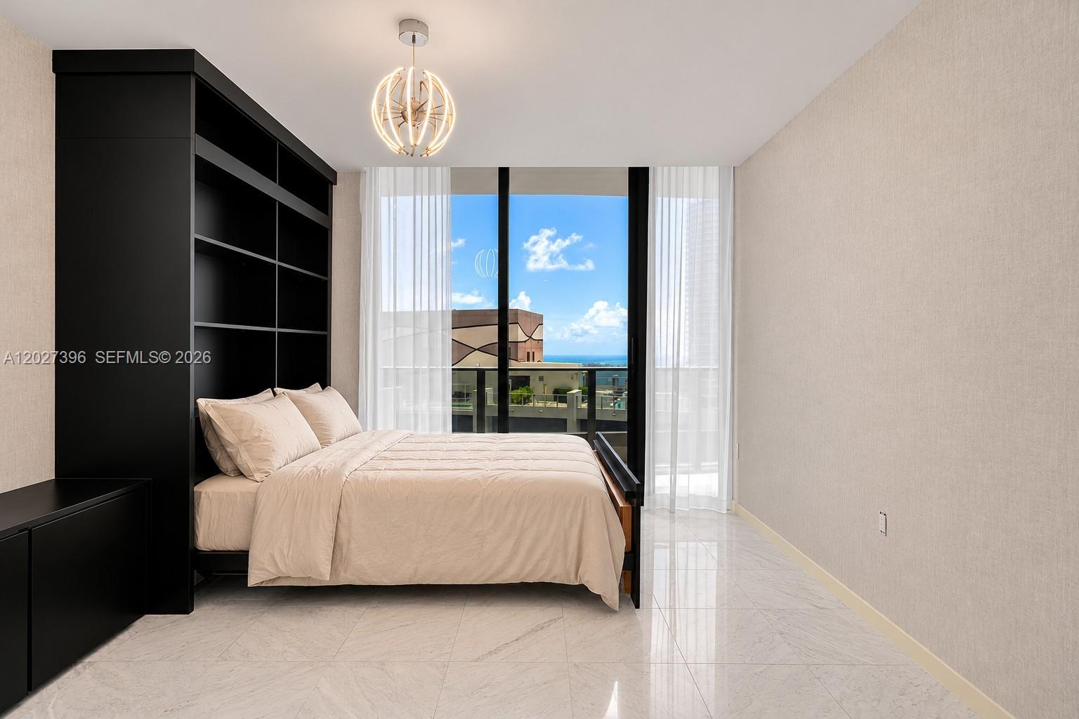 1000 Brickell Plz #PH5203 Miami, FL 33131