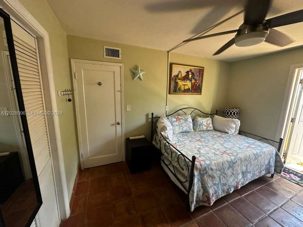 2318 N Ocean Blvd Fort Lauderdale, FL 33305