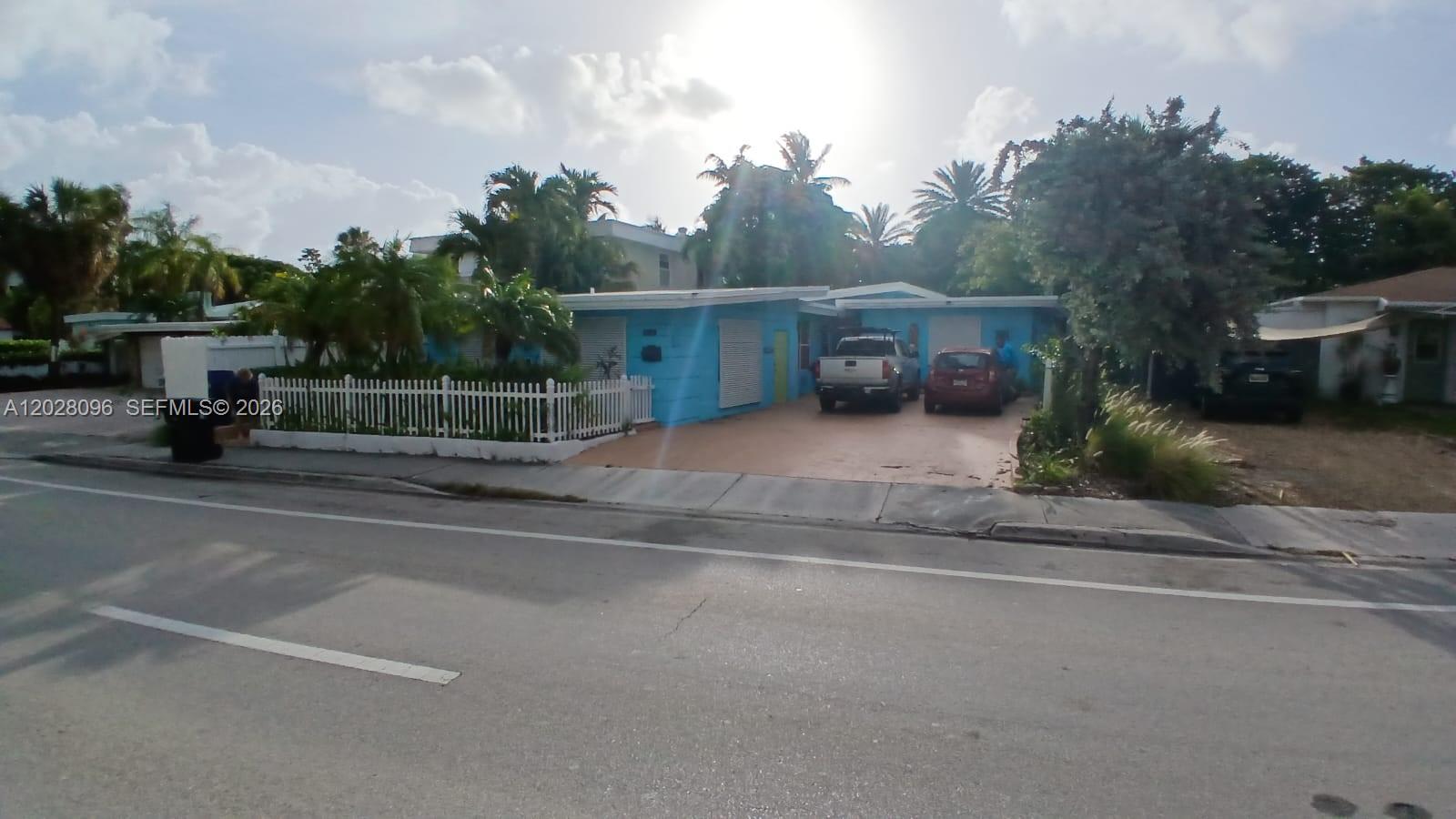 2318 N Ocean Blvd Fort Lauderdale, FL 33305
