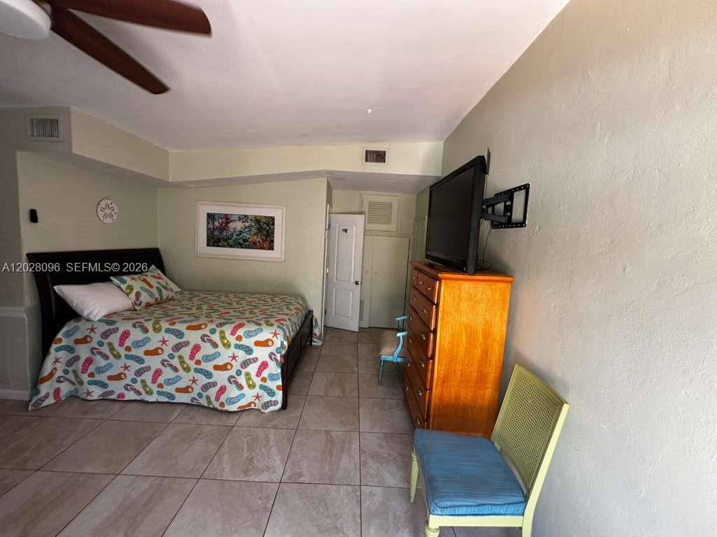2318 N Ocean Blvd Fort Lauderdale, FL 33305