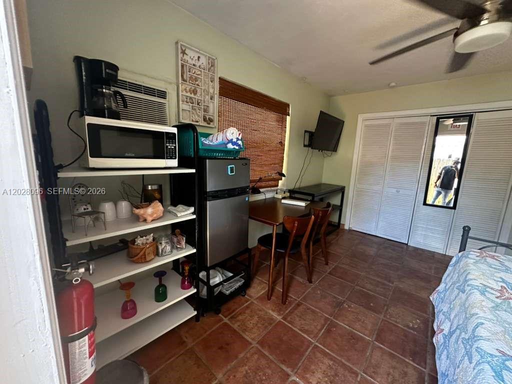 2318 N Ocean Blvd Fort Lauderdale, FL 33305