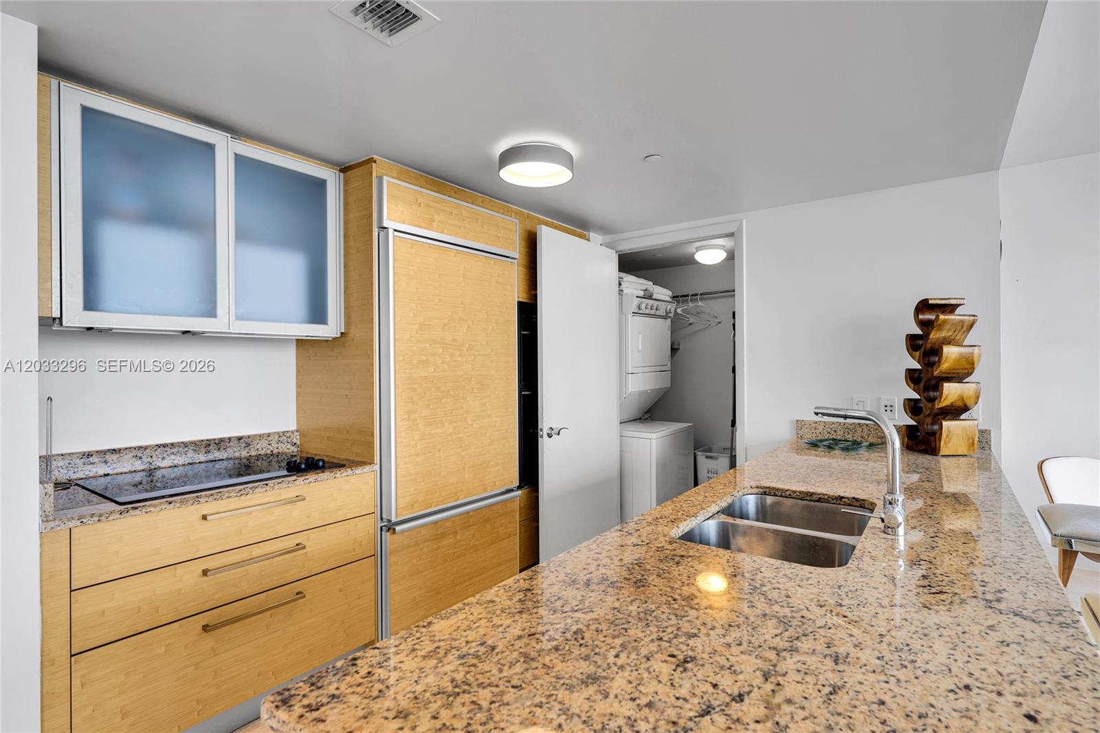 1830 S Ocean Dr #4807 Hallandale Beach, FL 33009