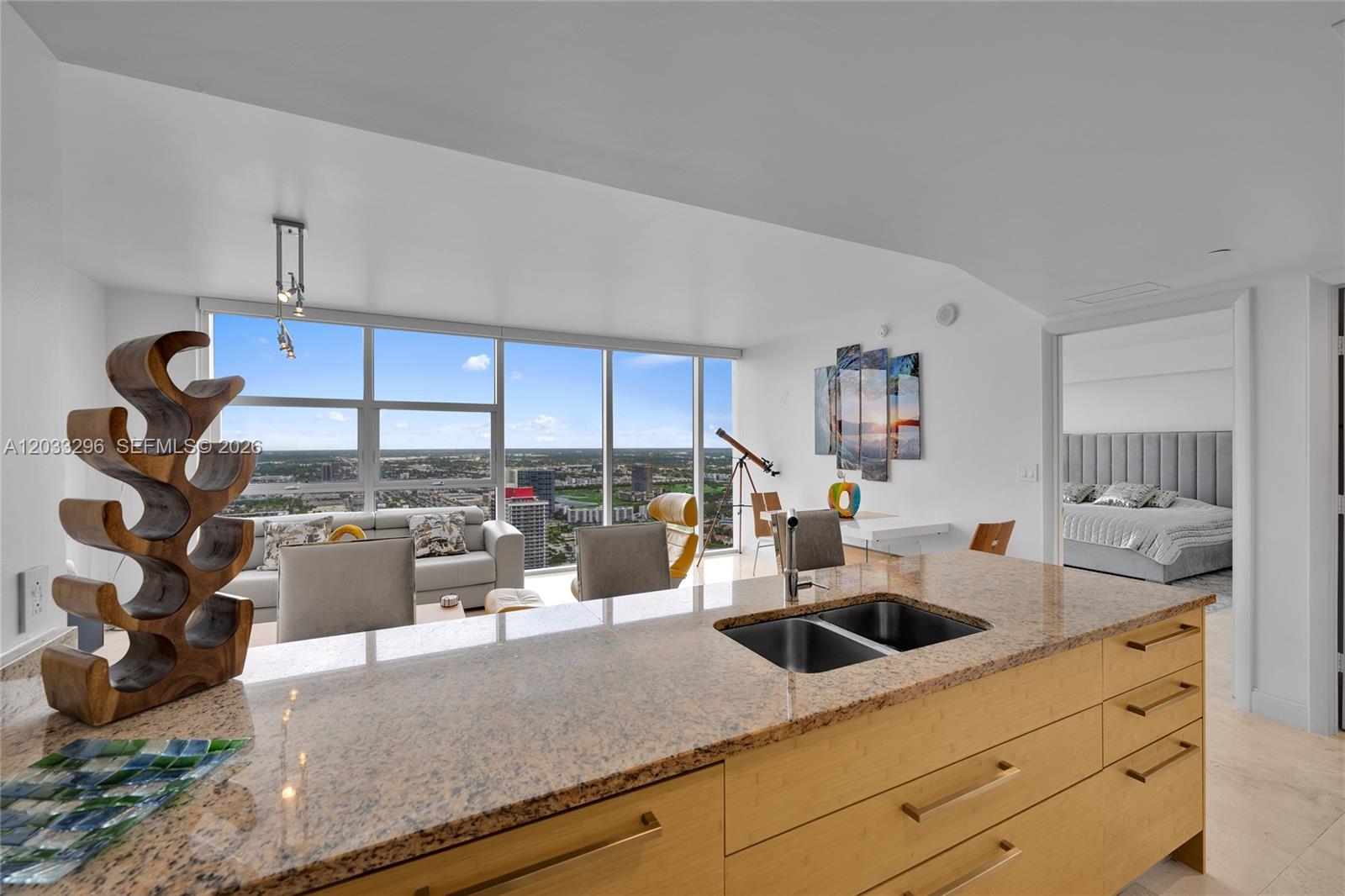 1830 S Ocean Dr #4807 Hallandale Beach, FL 33009